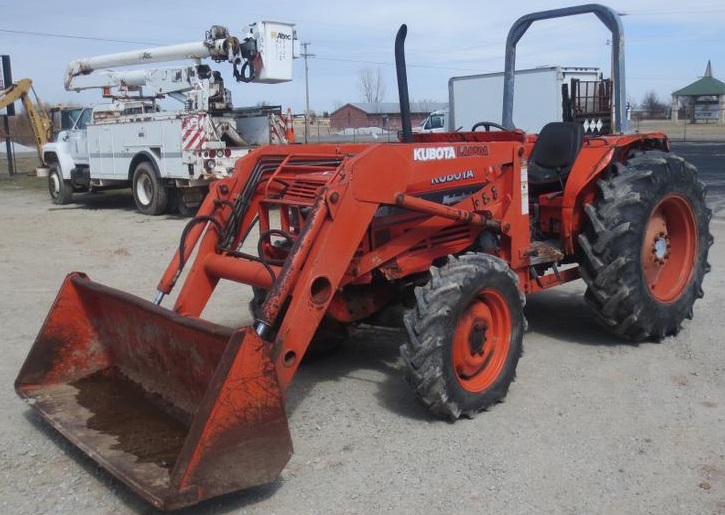 KUBOTA L4850 USZCZELKA GŁOWICY